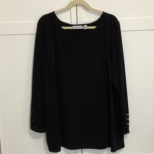 Susan Graver Black Long Sleeve Top